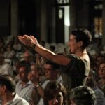 Aplaudiendo a A cau d'orella
